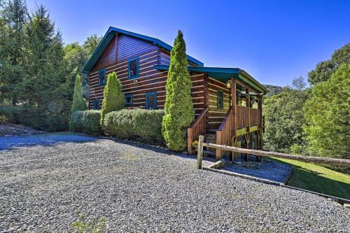 Hound Trails Cabin Hiking, Wineries And Waterfalls!
