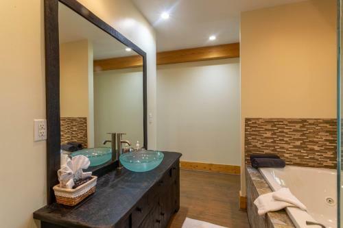 Modern Cedar Rock Townhome