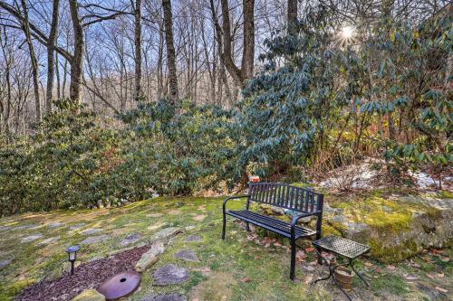 Rocky Creek Cabin With Hot Tub, Creek Views!