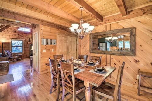 Rocky Creek Cabin With Hot Tub, Creek Views!