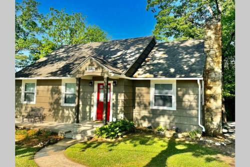 580 Maple