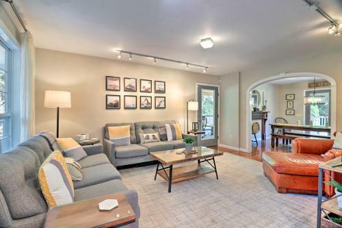 Lovely Family Home 0 7 Mi To Downtown Brevard