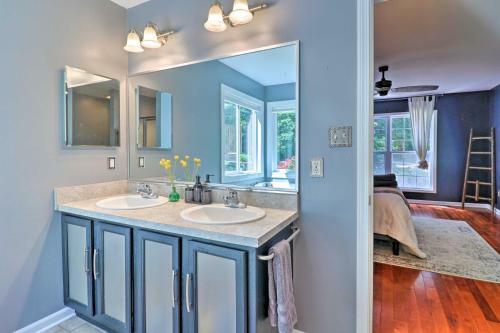 Lovely Family Home 0 7 Mi To Downtown Brevard
