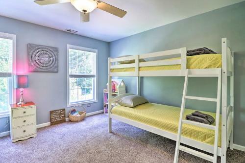 Lovely Family Home 0 7 Mi To Downtown Brevard