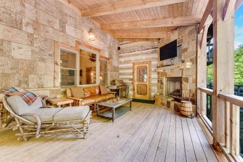Old Log Mill