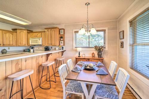 Apartamento Beech Mountain Resort Condo With Heated Pool And More!