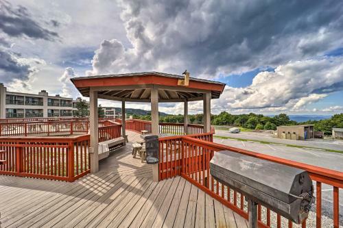 Apartamento Beech Mountain Resort Condo With Heated Pool And More!