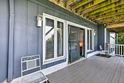 Retro Beech Mountain Home - 2 Mi To Skiing!