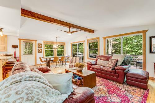 Bee & Bae Hideaway