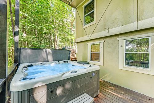Bee & Bae Hideaway