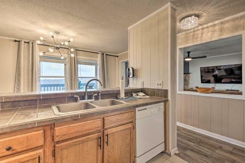 Apartamento Beech Mountain Condo With Resort Perks And Views!