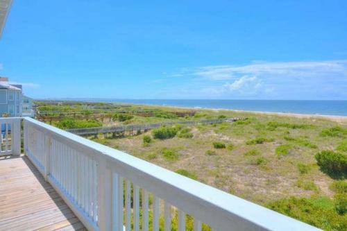 623 Caswell Beach Rd