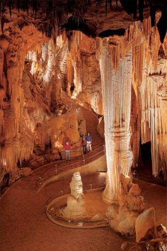 Luray Caverns Motels