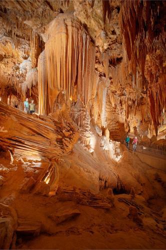 Luray Caverns Motels