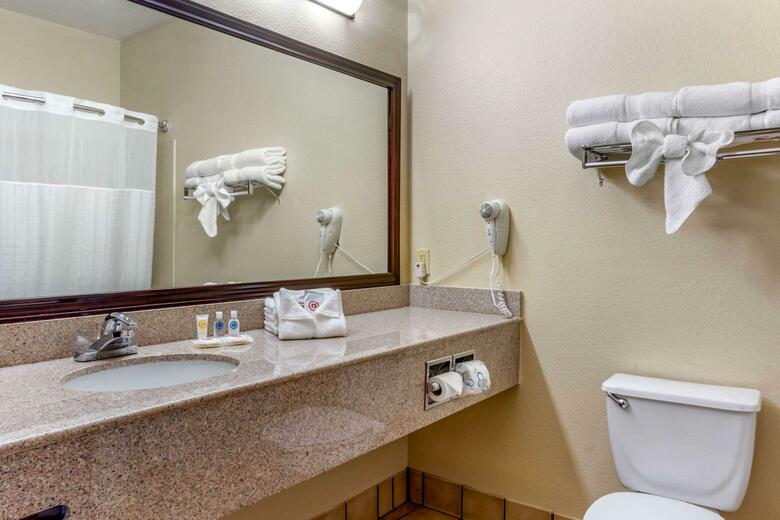 Hotel Comfort Suites Plainview
