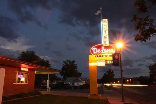 Delano Motel
