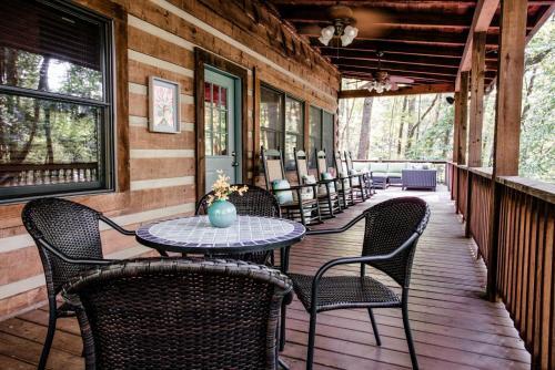 Hidden Cove Cabin