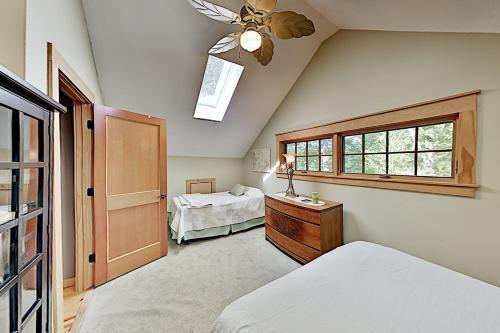 Elkhorn Cabin & Eagles Wing Lodge