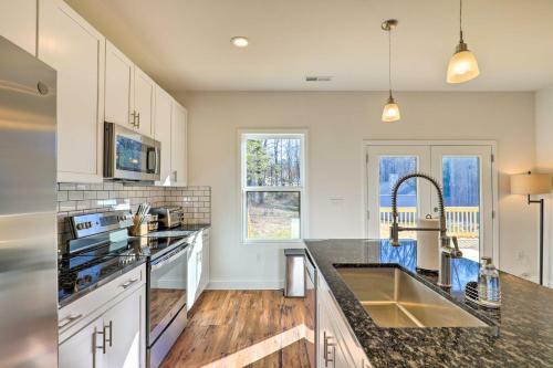 Bright And Beautiful Home By Biltmore Village!
