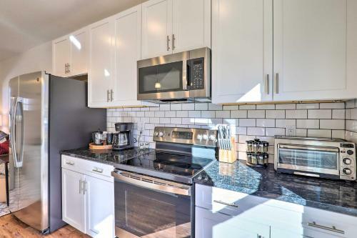 Bright And Beautiful Home By Biltmore Village!