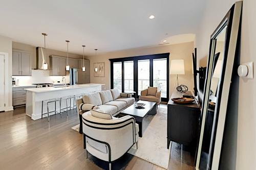 Suite Spot