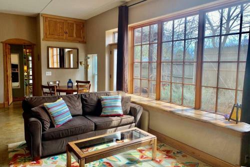 Bohemian Craftsman Cottage W/ Serene Outdoor Space