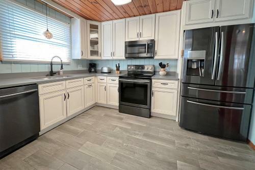 Sand Dollar Retreat By Sea Scape Properties
