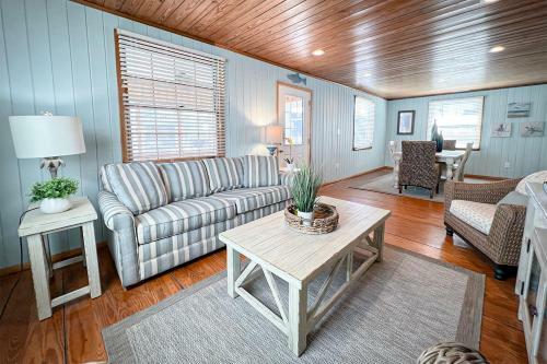 Sand Dollar Retreat By Sea Scape Properties