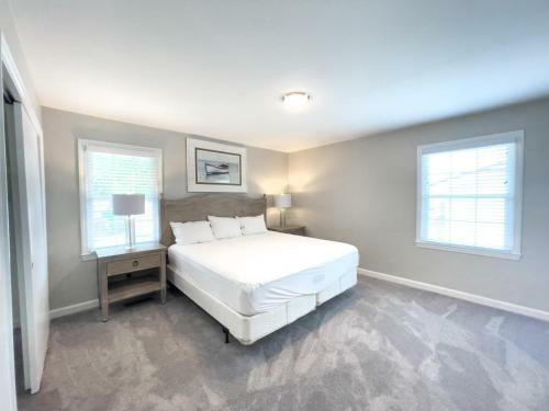 Hotel Goldston's Beach At The Grand Regal
