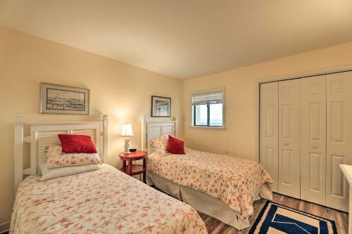 Apartamento Emerald Isle Condo With Direct Access To Ocean!
