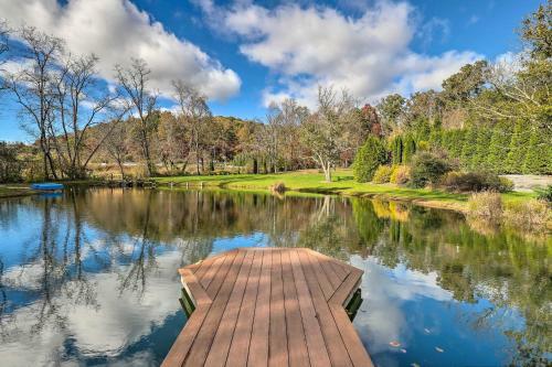 Fletcher Cabin Wraparound Deck And Pond Access
