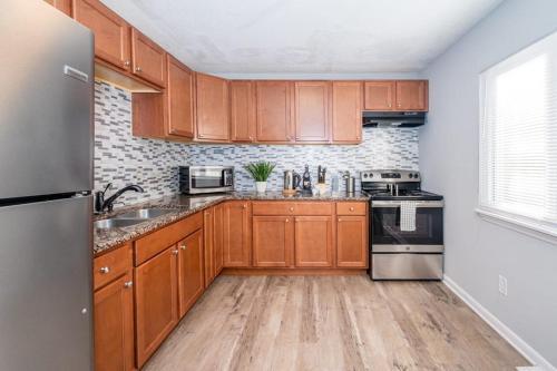 Apartamento Designed 2br Old North Durham With Parking
