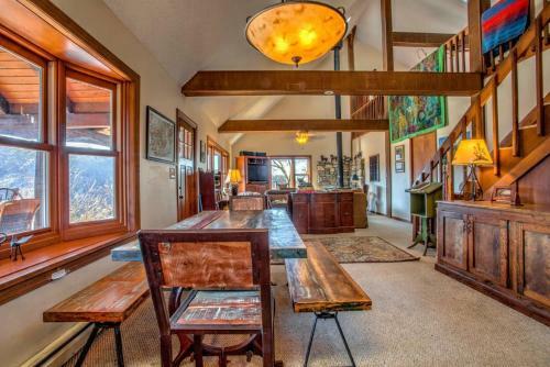 Lodge The Poplars At Bearwallow Mountain