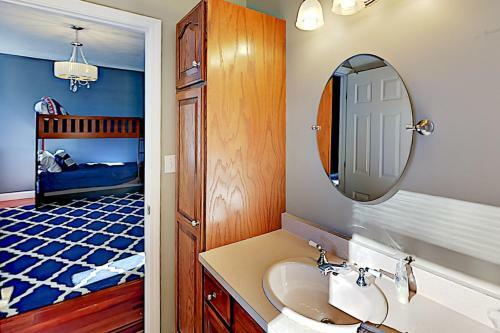 Jeter Mountain Manor