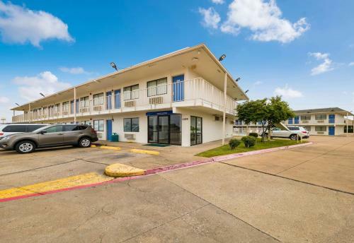 Motel 6 Greenville