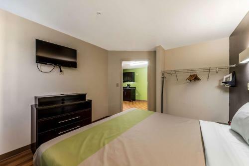 Hotel Studio 6 Kenedy