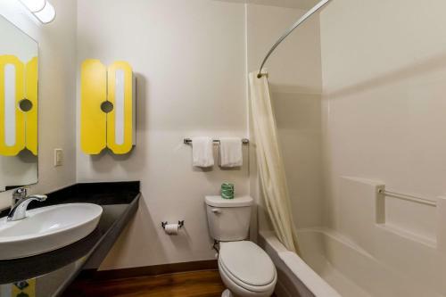 Hotel Studio 6 Kenedy