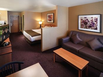 Crystal Inn Hotel & Suites - Midvalley