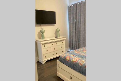 Luxurious Home For Families & Professionals