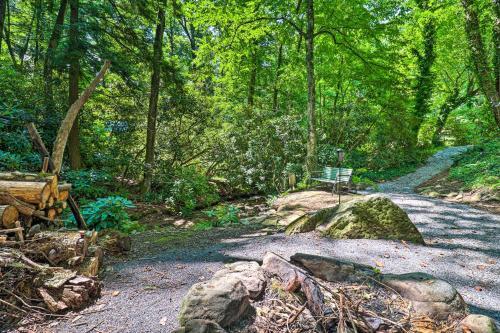 Luxury Creekside Maggie Valley Cabin With Deck!