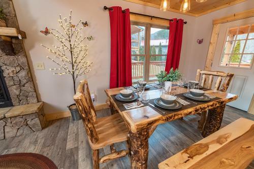 The Red Fox Cabin