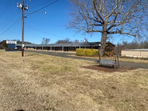 Hotel Andy Griffith Parkway Inn