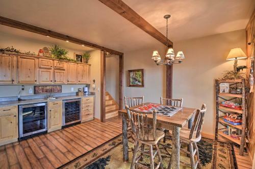 Murphy Cabin With Mountain Views And Fire Pits!