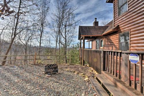 Murphy Cabin With Mountain Views And Fire Pits!