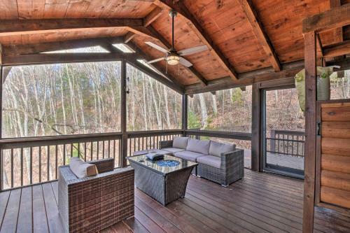 Murphy Cabin With Mountain Views And Fire Pits!