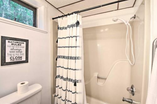 Charming Otto Apartment, 24 Mi To Sequoyah Falls!