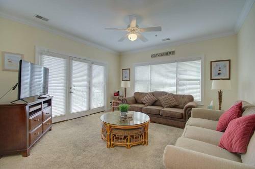Oceanview 4br/4ba Condo, Steps To Beach/pool