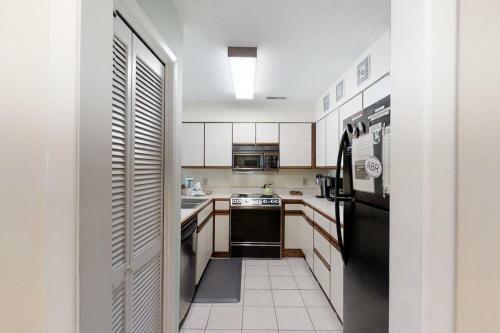 Bogue Shore Club 208