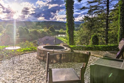 Pisgah Forest Shifting Gears House With Views!