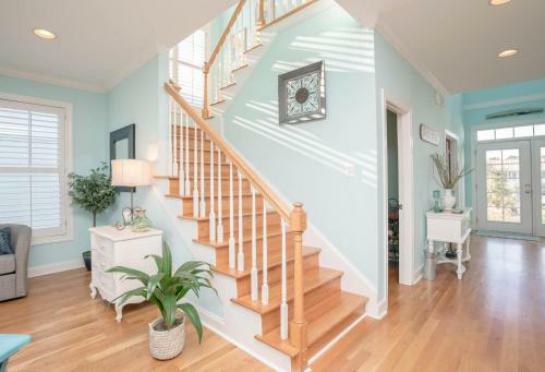 Oki's 4th Row Ocean View Home With Private Pool And Spa!
